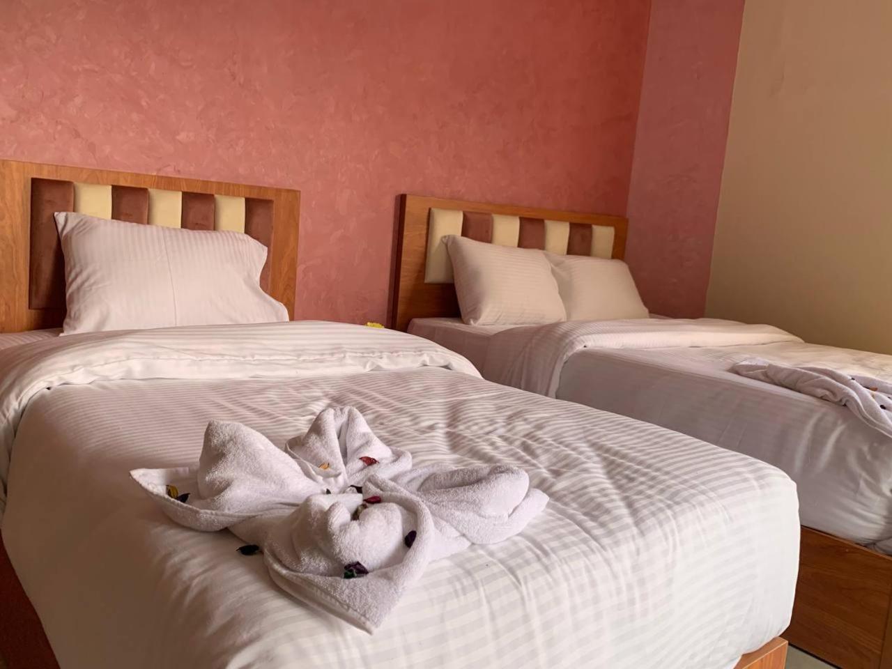 Garden Hotel 3*